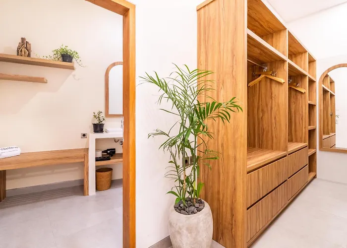 The R Merapi - Shared Habitación en casa particular Canggu