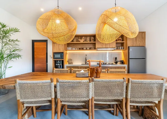 The R Merapi - Shared Habitación en casa particular Canggu