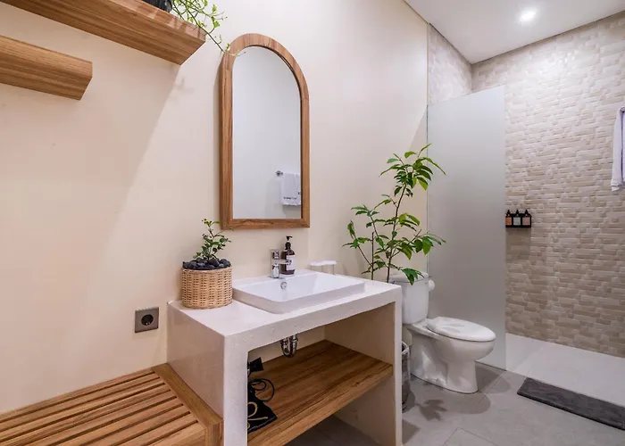 The R Merapi - Shared Habitación en casa particular Canggu